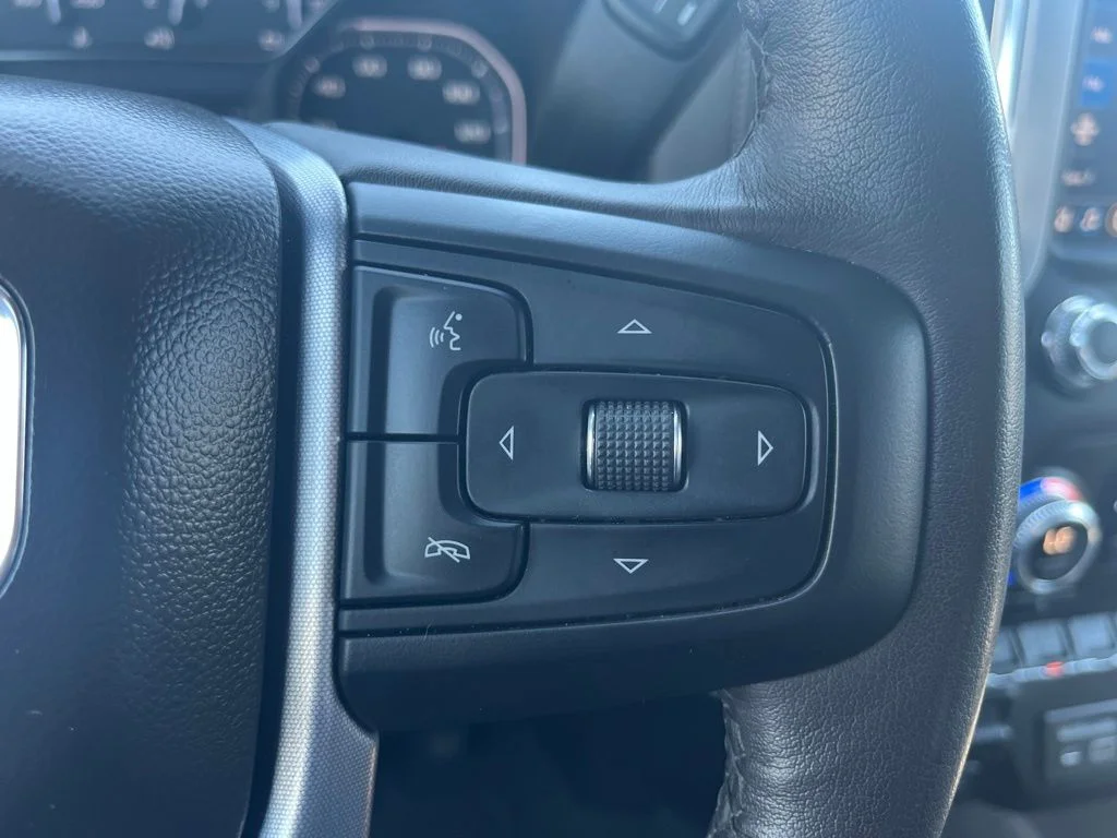 Used 2020 Quartz GMC SLT image 21