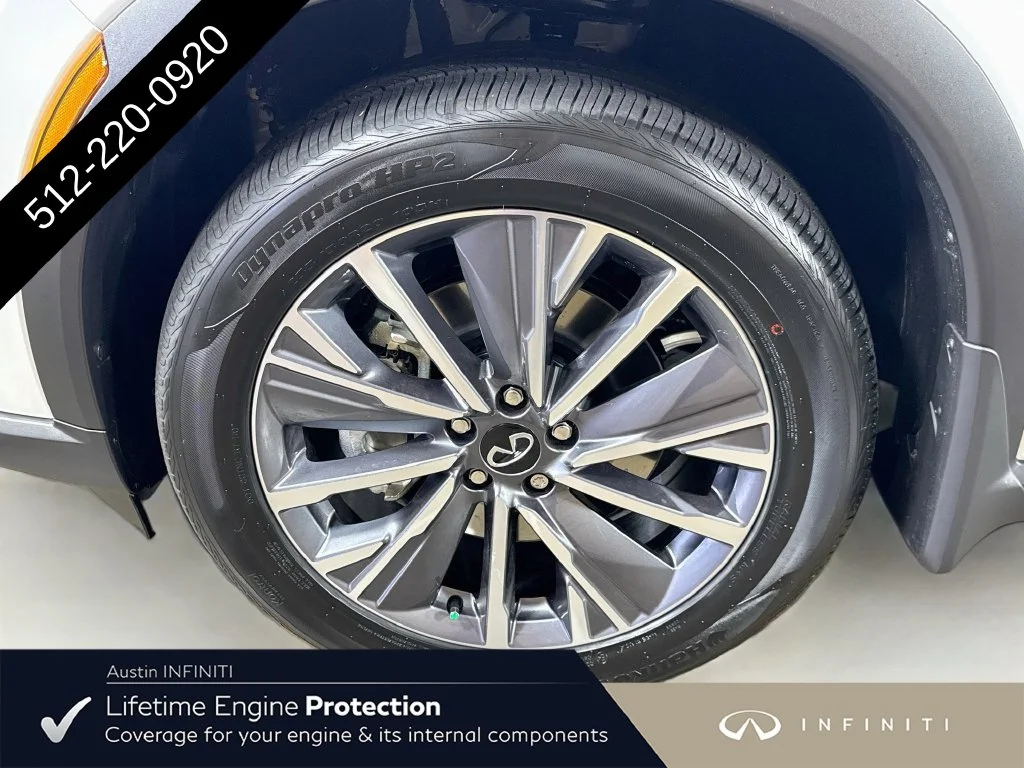 New 2027 White INFINITI LUXE image 43