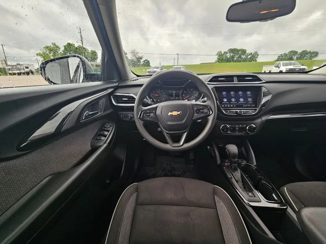 Used 2023 Gray Chevrolet LT image 13