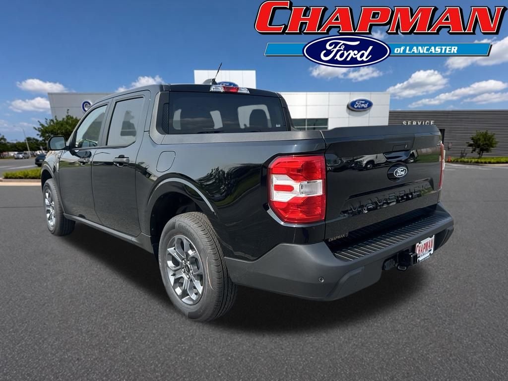 New 2026 Shadow Black Ford XLT image 3