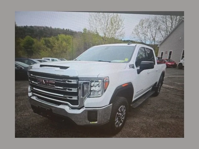 2022 GMC Sierra SLE 4WD Crew Cab Standard Box's photo