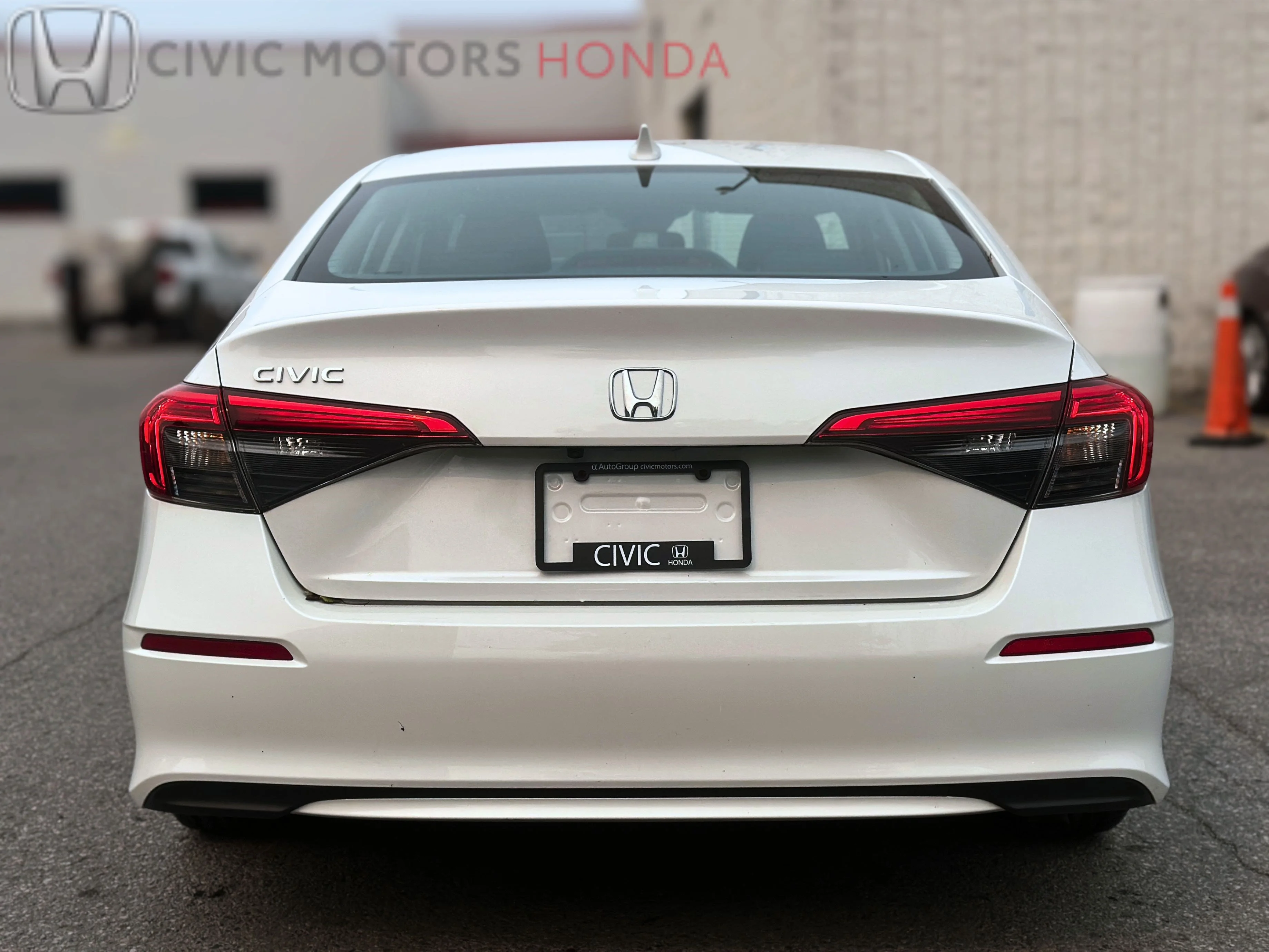 Used 2022 PLATINUM WHITE PEARL Honda LX image 26