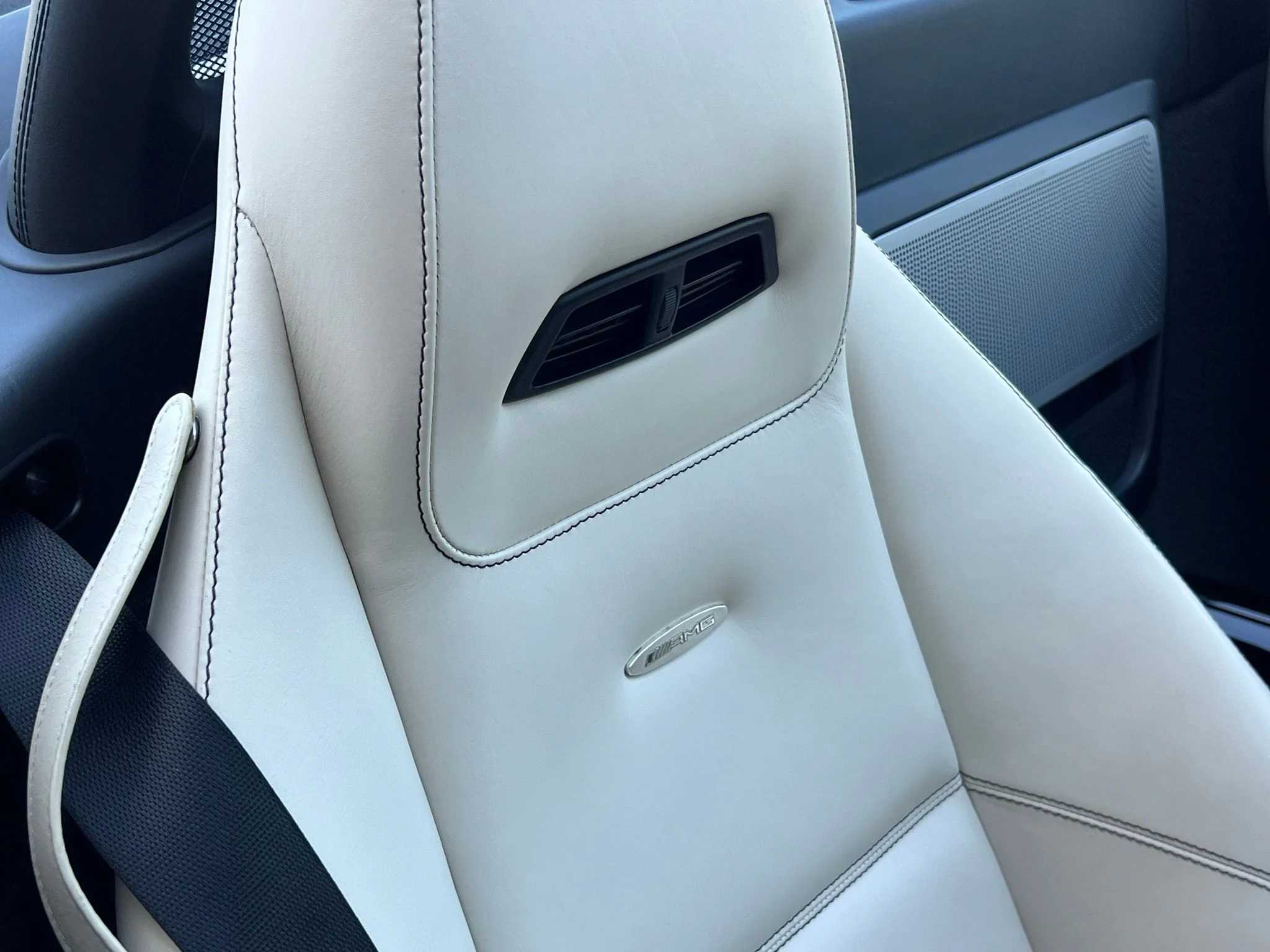 Used 2012 Silver Mercedes-Benz Base image 36