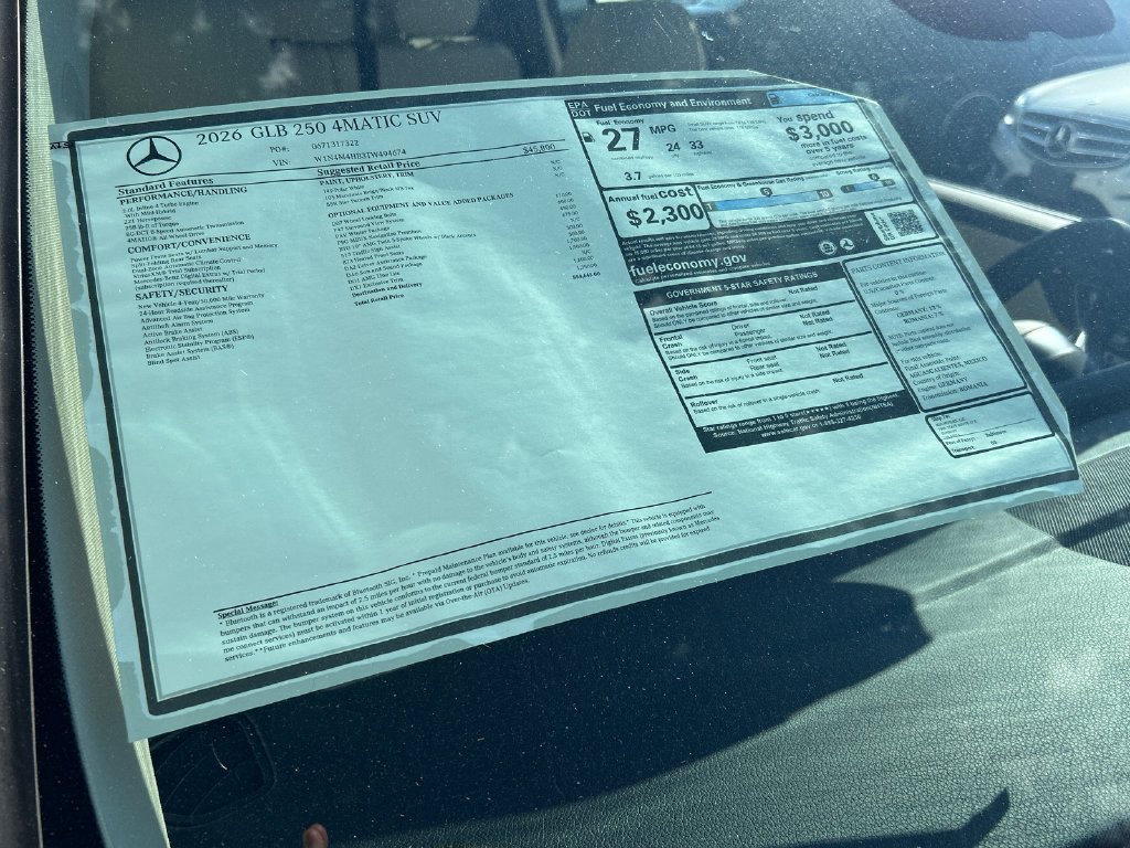 New 2026 Polar White Mercedes-Benz GLB 250 image 38