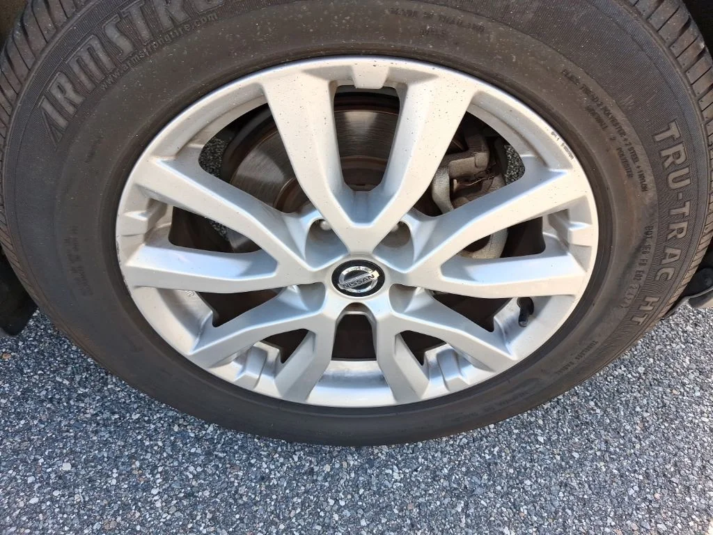 Used 2018 White Nissan SV image 15