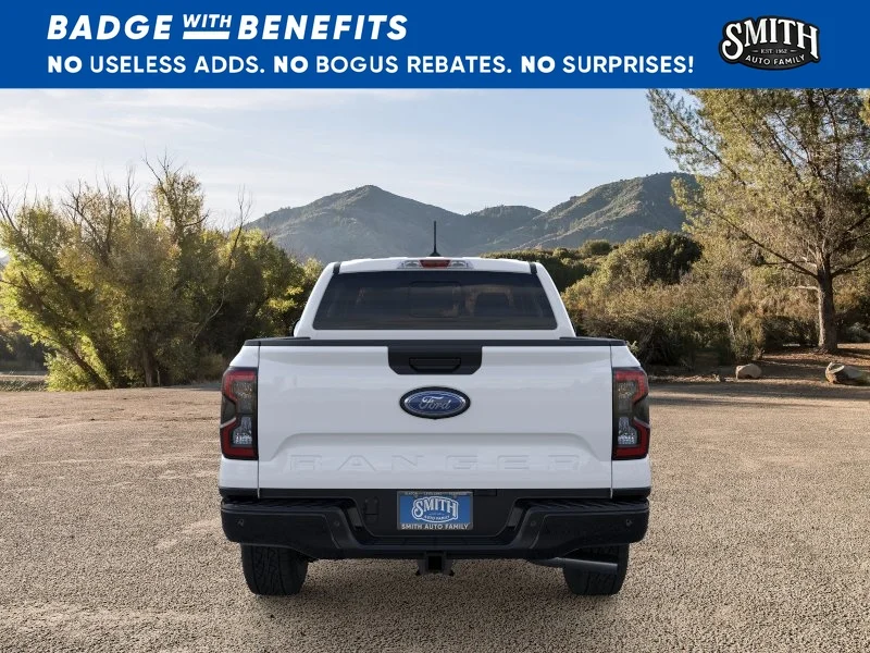 New 2025 Oxford White Ford XLT image 6