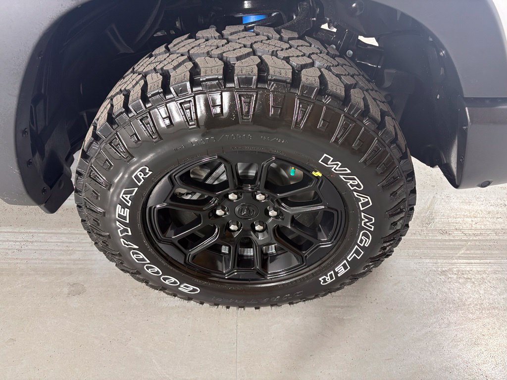 New 2027 Bright White Clear-Coat Exterior Paint RAM Rebel image 10