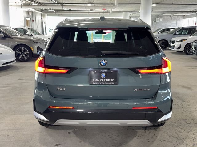 Certified Used 2025 Cape York Green Metallic BMW xDrive28i image 7