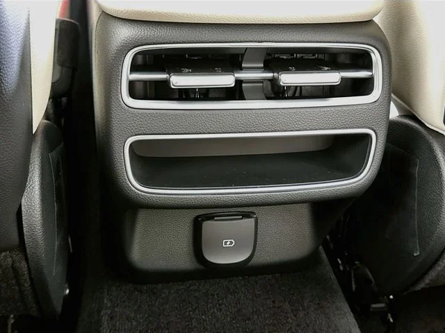 New 2027 Genesis GV70 2.5T Select