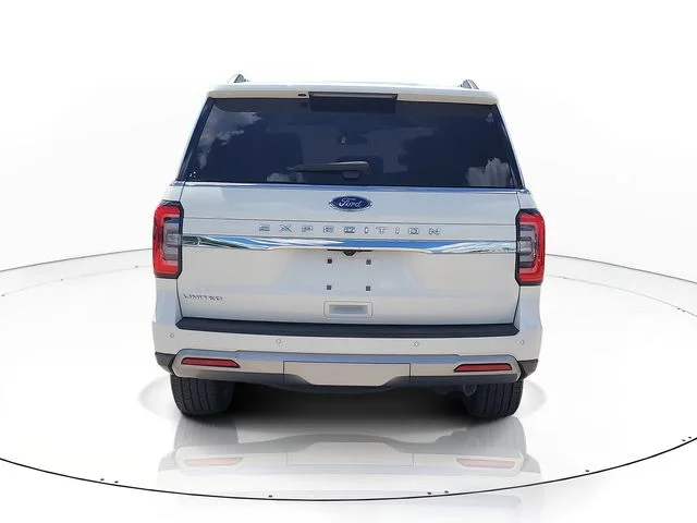 Used 2022 White Ford Limited image 6