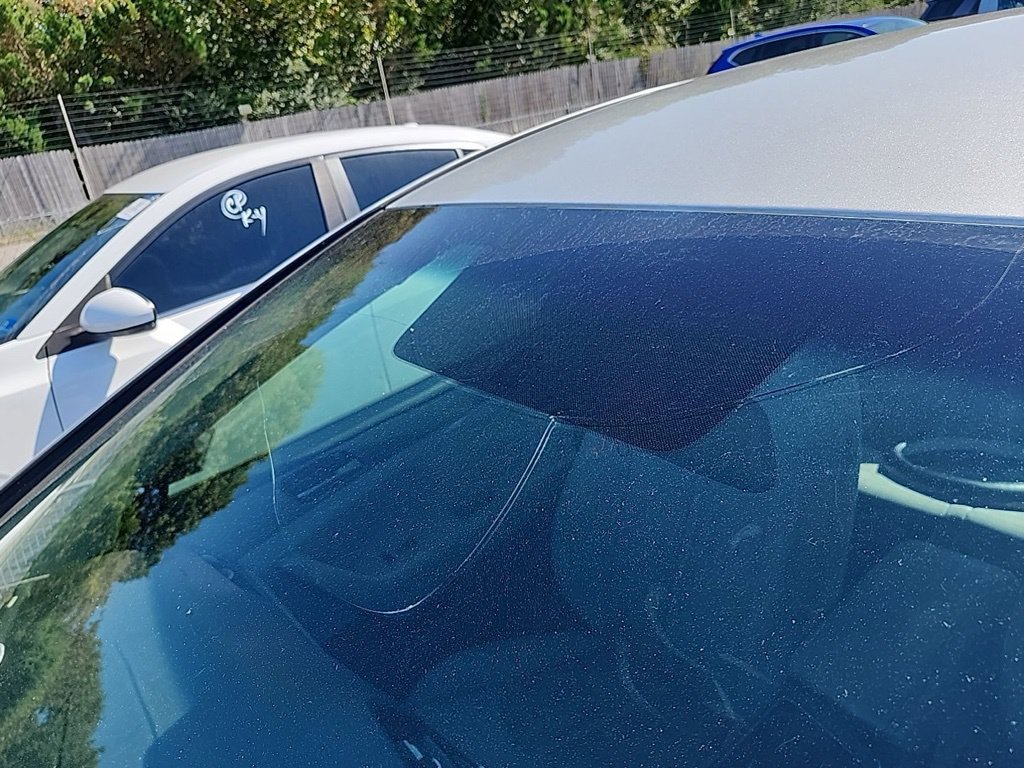 Used 2019 Silver Hyundai SE image 31