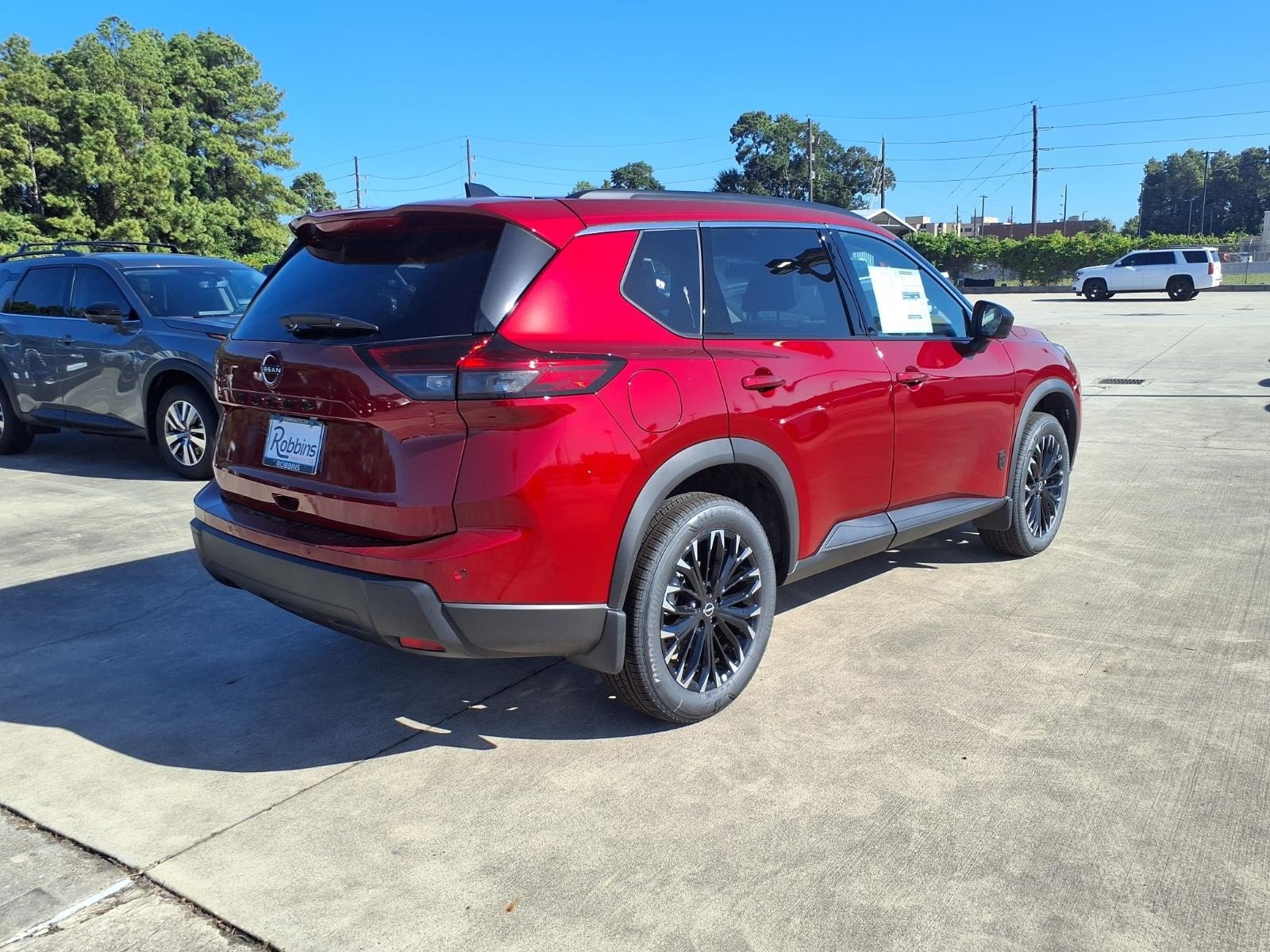 2026 Nissan Rogue photo 4 of 26