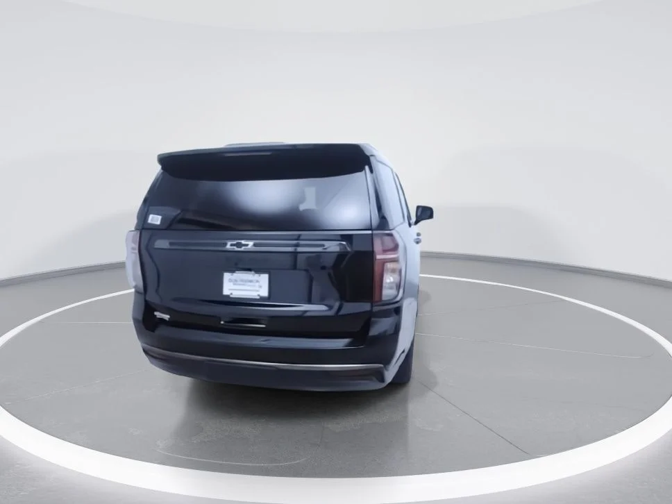 Used 2022 Black Chevrolet Z71 image 6