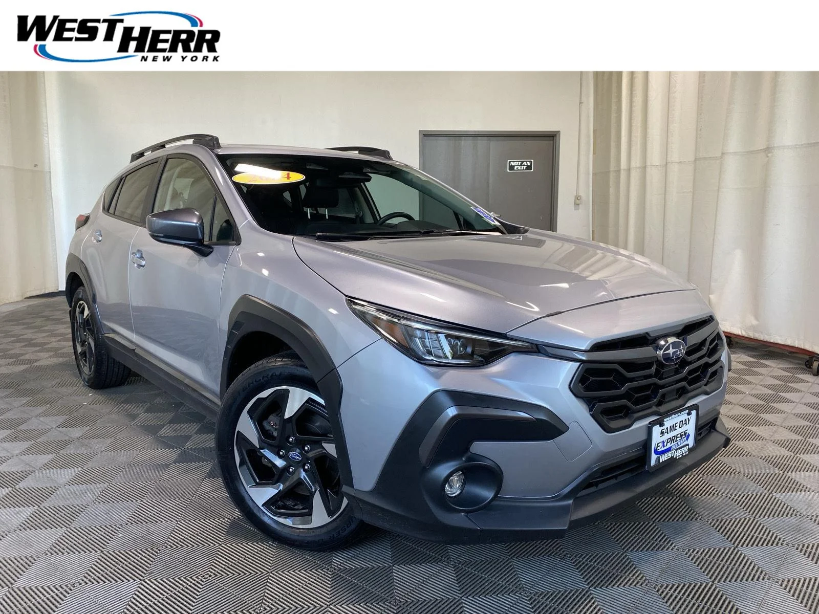 Used 2024 Ice Silver Metallic Subaru Limited image 1