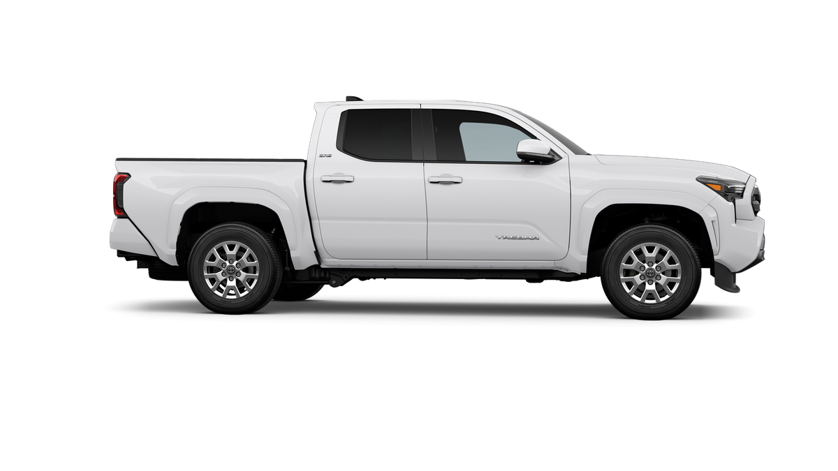 2025 Toyota Tacoma SR5 - Photo 35