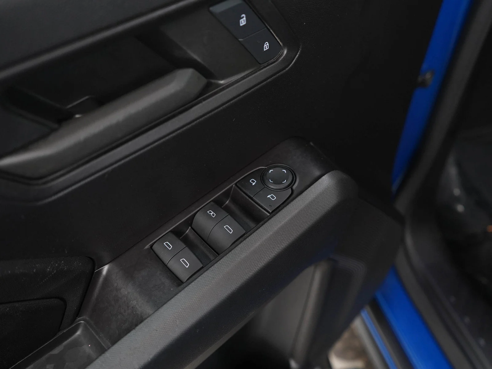 Used 2024 Glacier Blue Metallic Chevrolet Trail Boss image 20