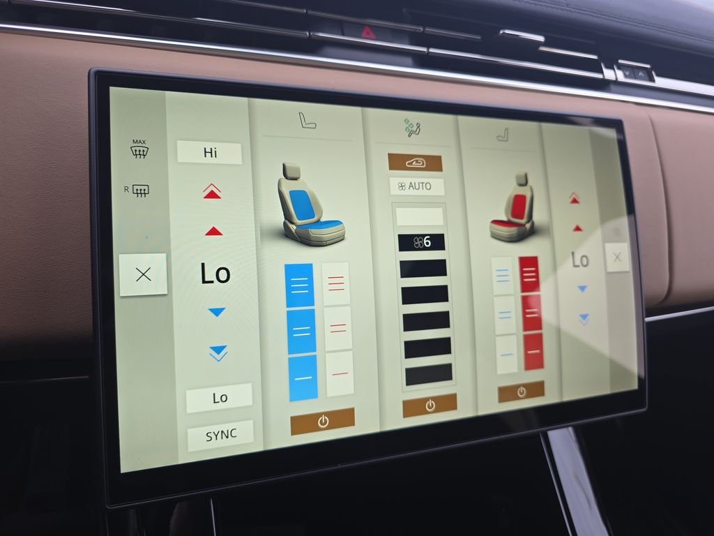 New 2026 Varesine Blue Land Rover Dynamic SE image 17
