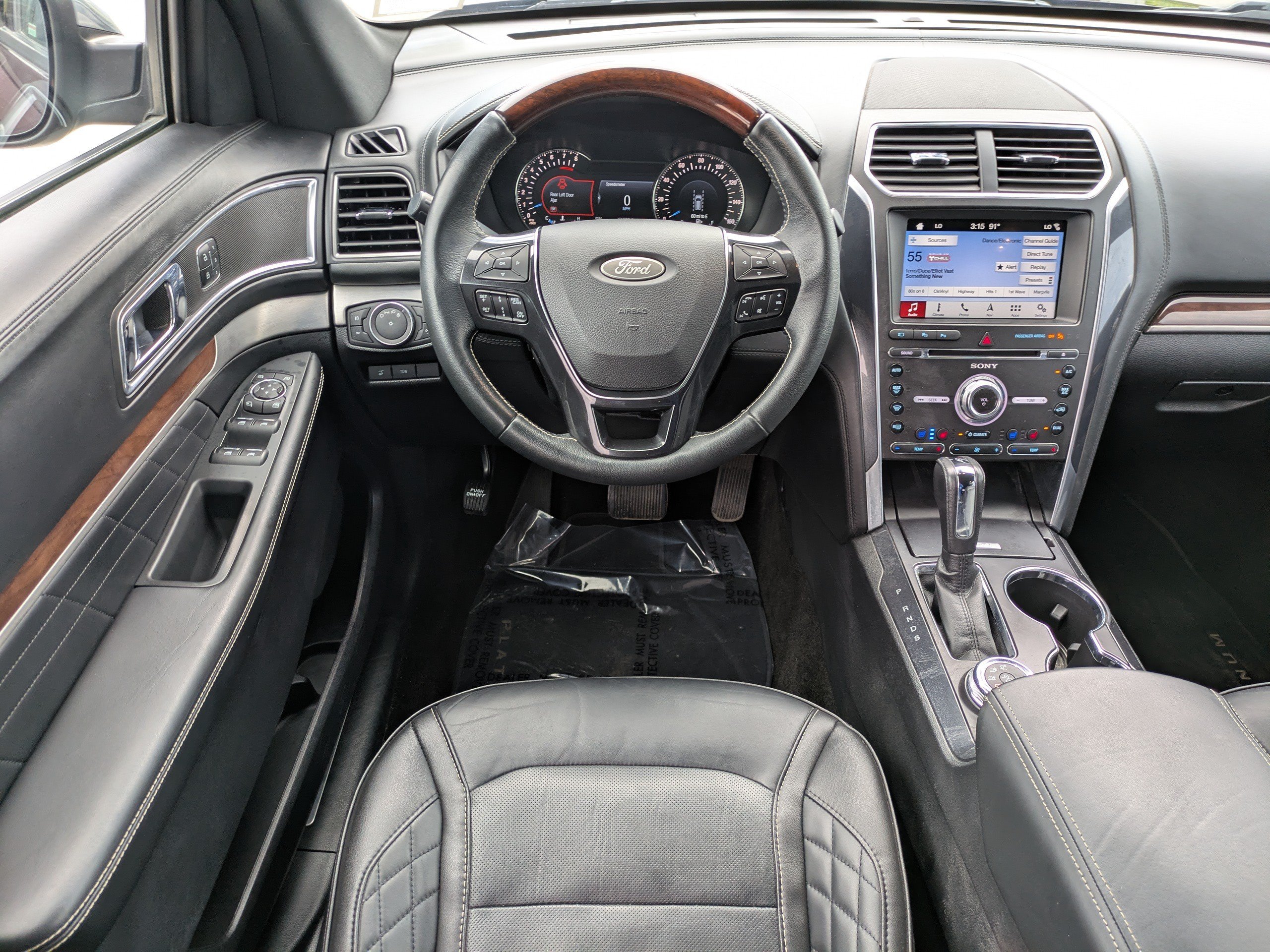 2018 Ford Explorer Platinum - Photo 15