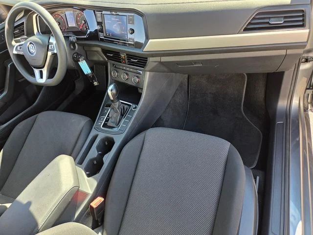 Used 2019 Gray Volkswagen 1.4T S image 16