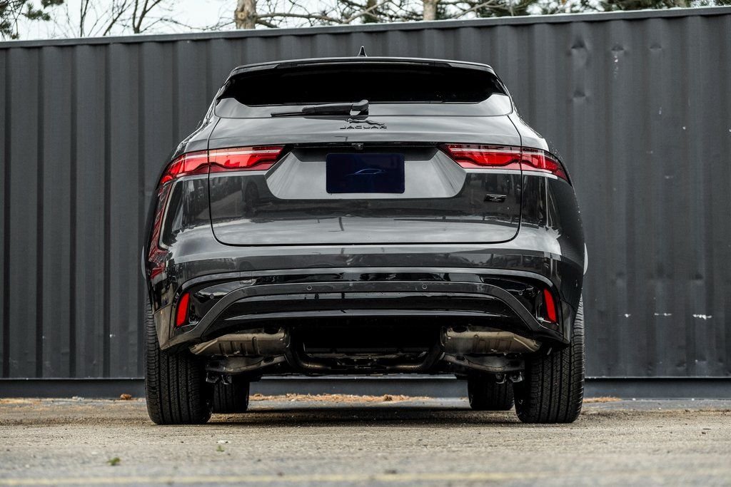 2026 Jaguar F-Pace R-Dynamic S - Photo 7