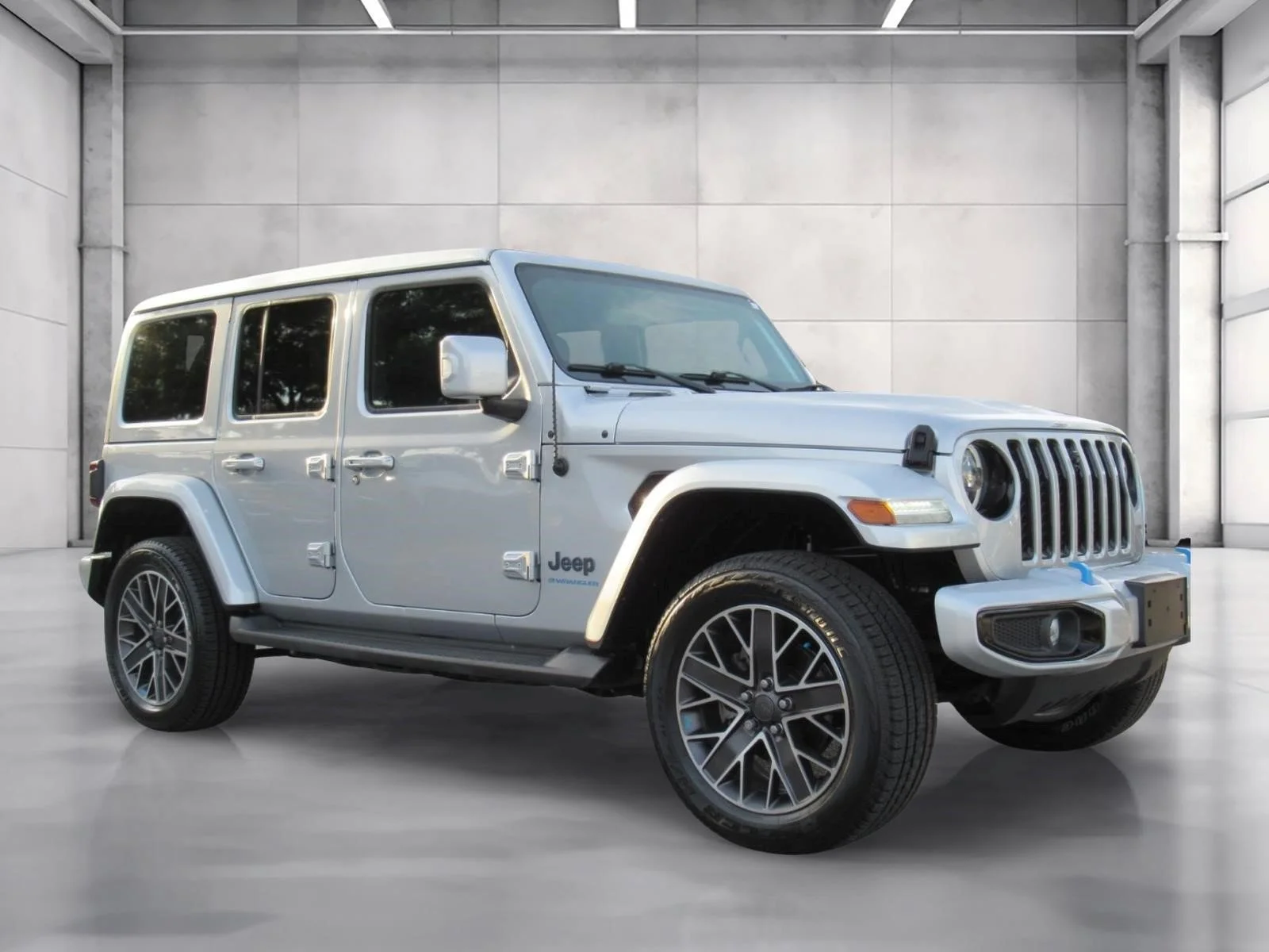 Certified Used 2023 Silver Jeep High Altitude 4xe image 1