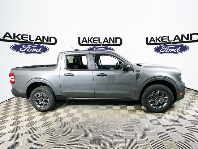 New 2025 Gray Ford XLT image 3