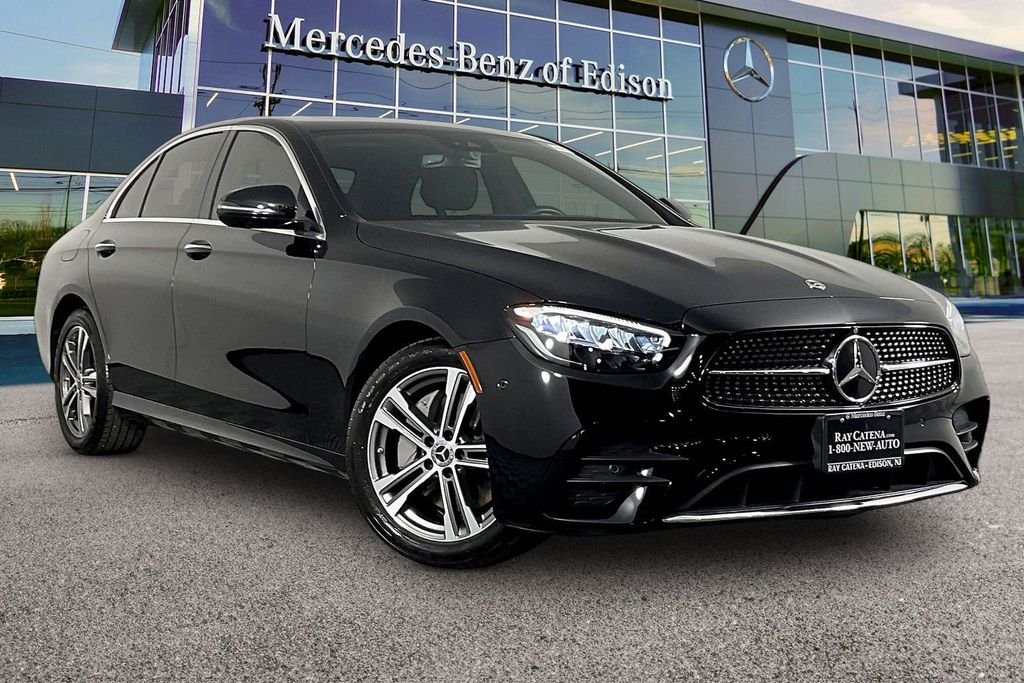 2023 Mercedes-Benz E-Class E350 4MATIC's photo