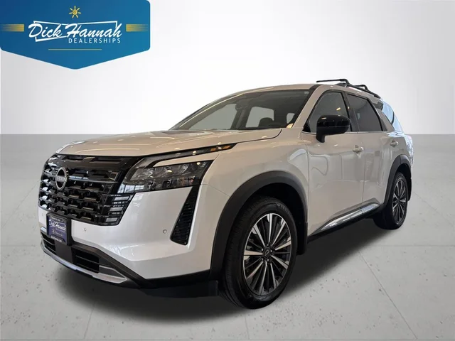 2026 Nissan Pathfinder Platinum