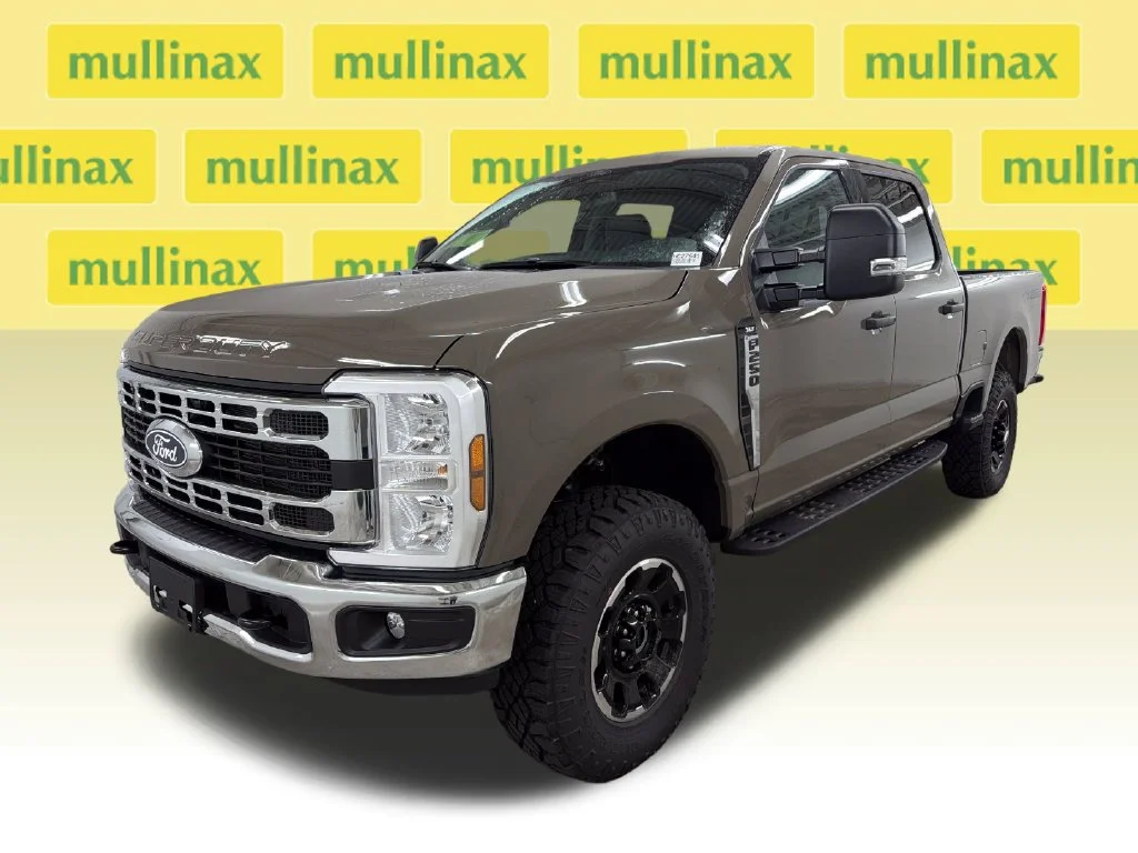 New 2027 Gray Ford XLT Tremor image 13