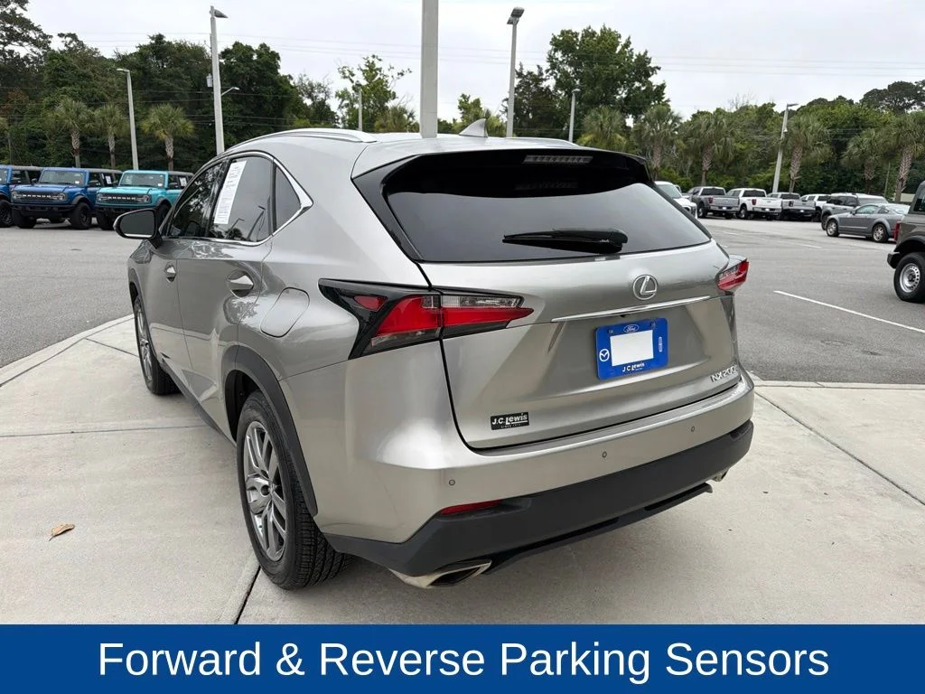 Used 2015 Atomic Silver Lexus 200t image 5