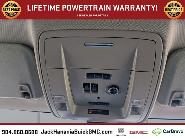 Used 2016 White GMC SLT image 26