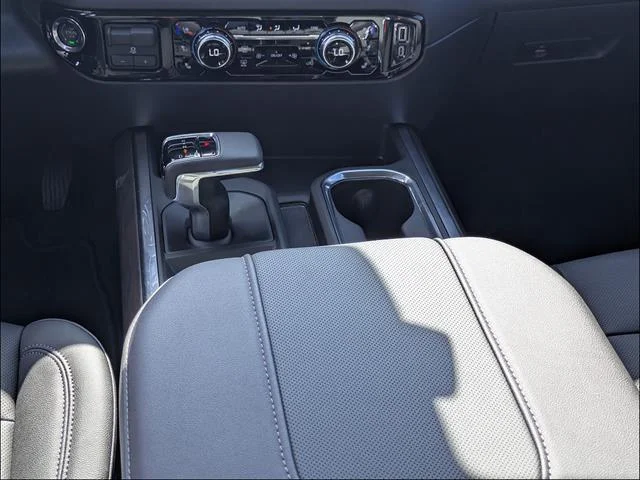 2026 GMC Sierra 1500 SLT - Photo 20