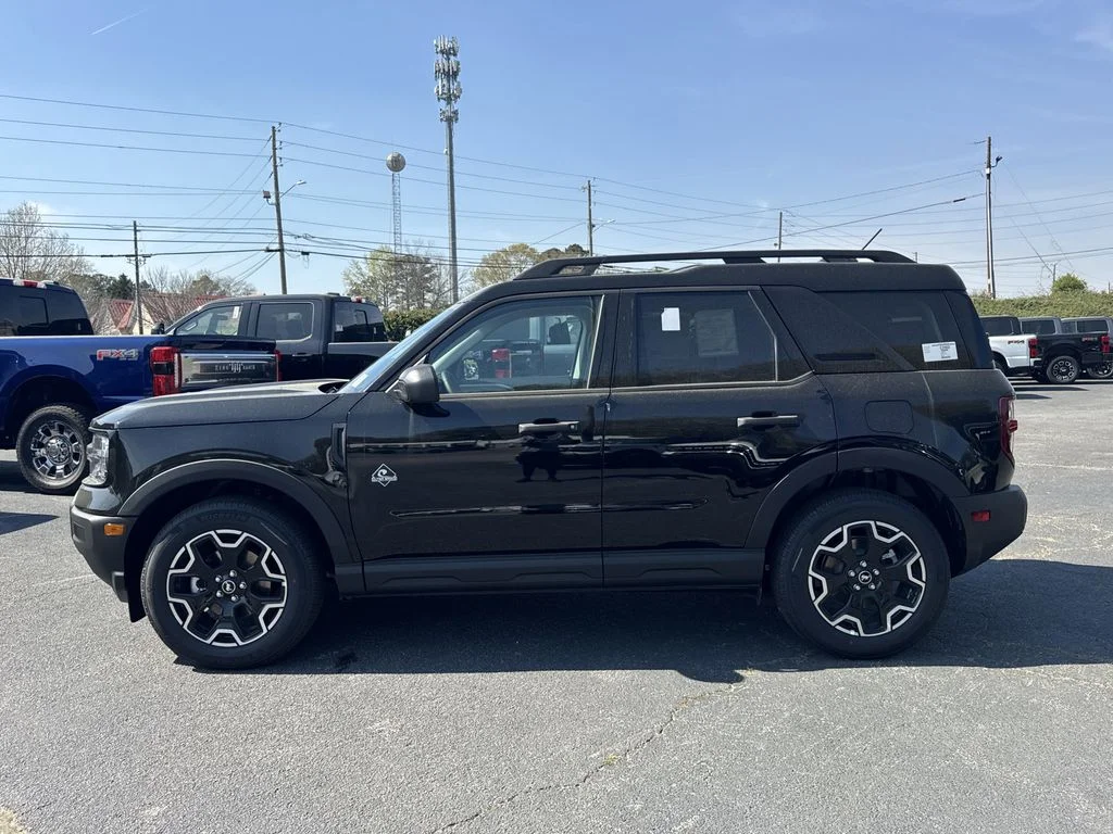New 2026 Black Ford Outer Banks image 4