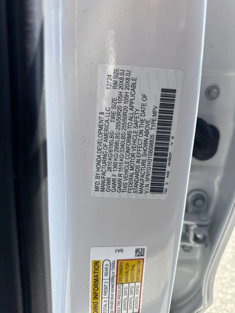 Used 2025 White Honda Sport image 29
