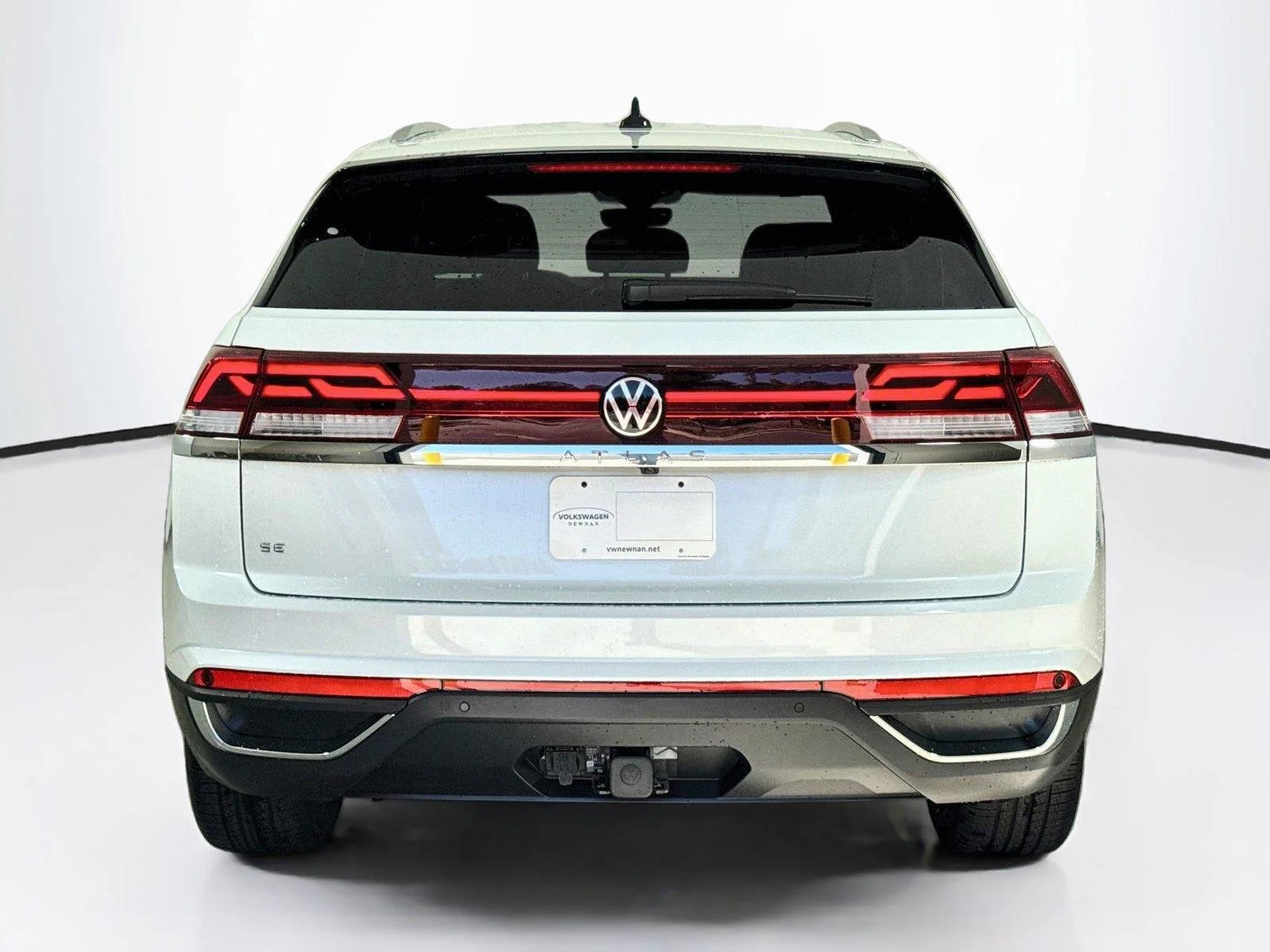 New 2026 Opal White Pearl Volkswagen 2.0T SE w/Technology image 5