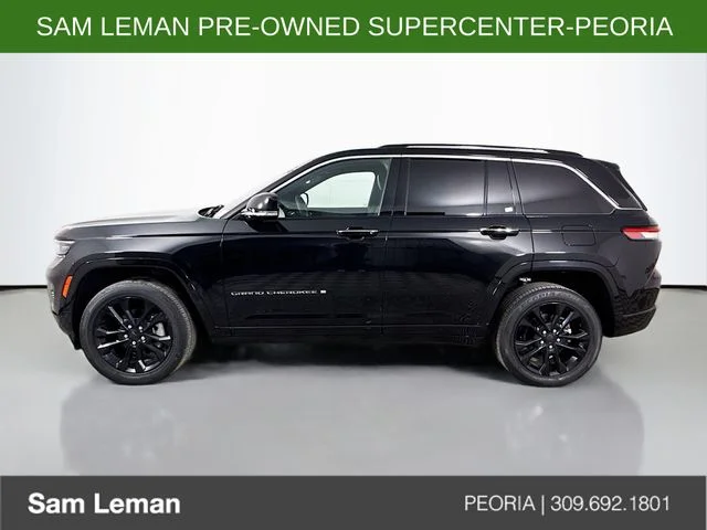 Used 2023 Black Jeep Overland image 4