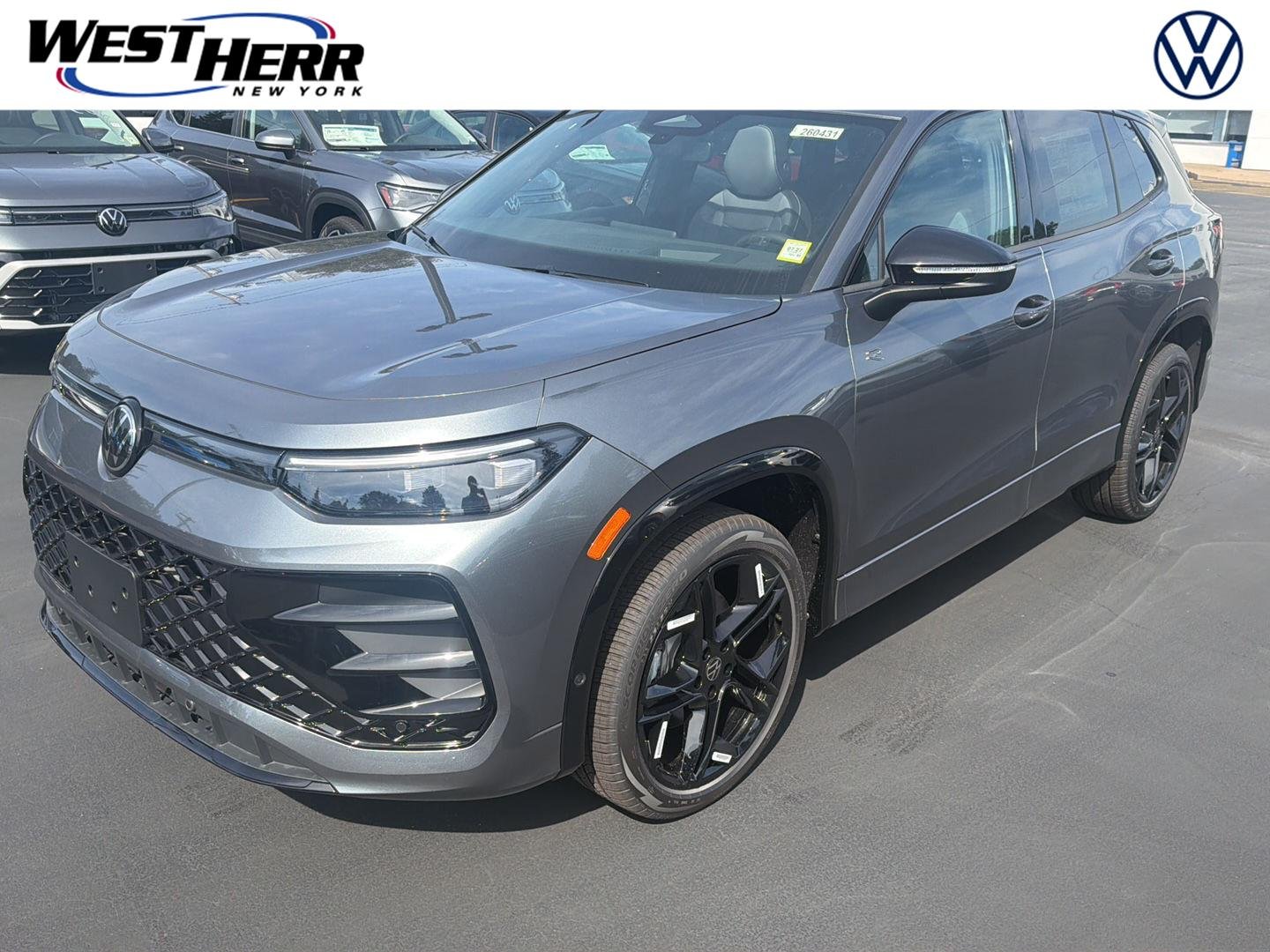 2026 Volkswagen Tiguan SE R-LINE BLACK