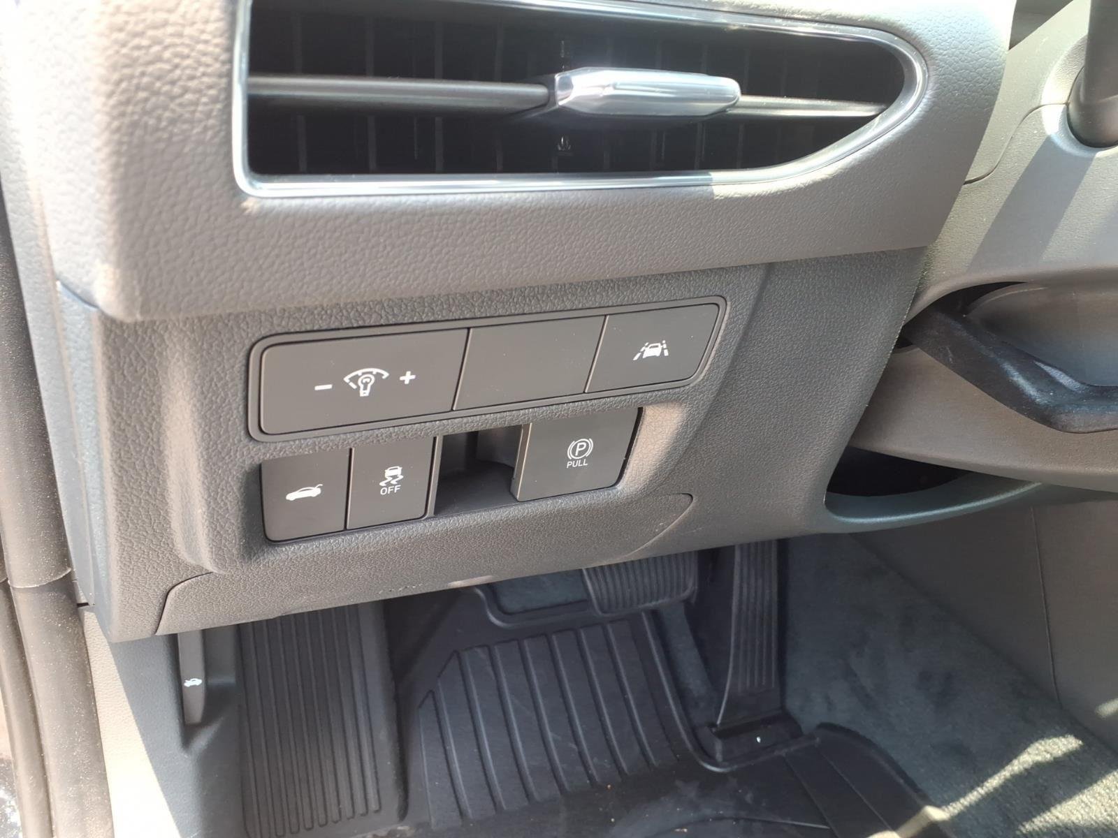 Used 2023 Portofino Gray Hyundai SEL image 25
