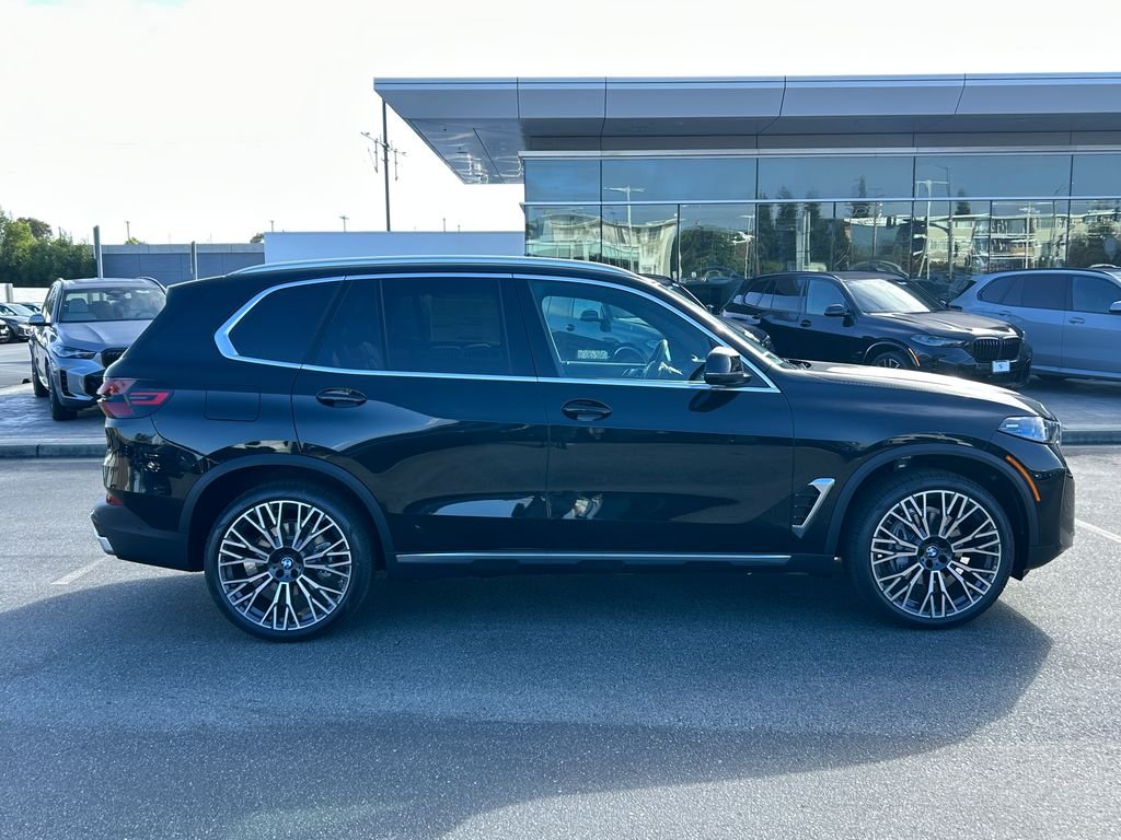 New 2026 Black Sapphire Metallic BMW xDrive40i image 6