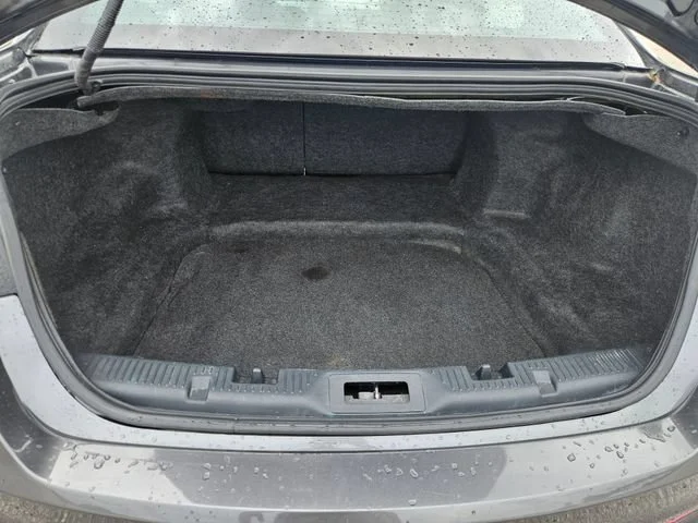 Used 2015 Gray Ford SEL image 23