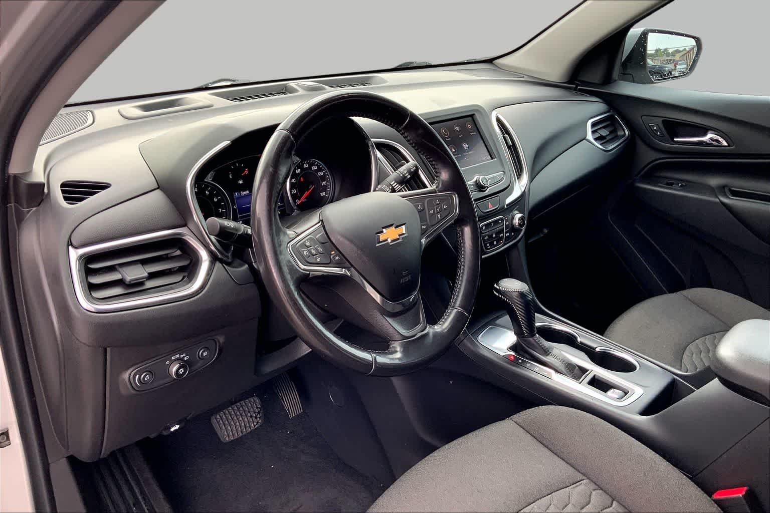 Used 2020 Silver Ice Metallic Chevrolet LT image 17