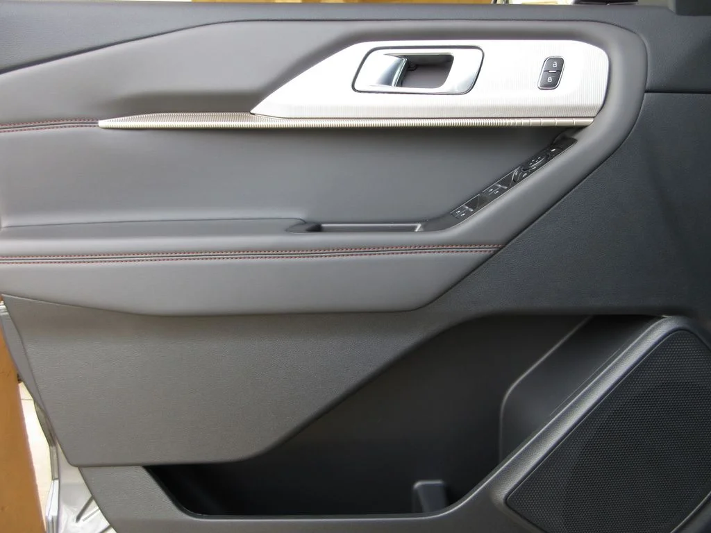 New 2026 Carbonized Gray Metallic Ford Active image 10