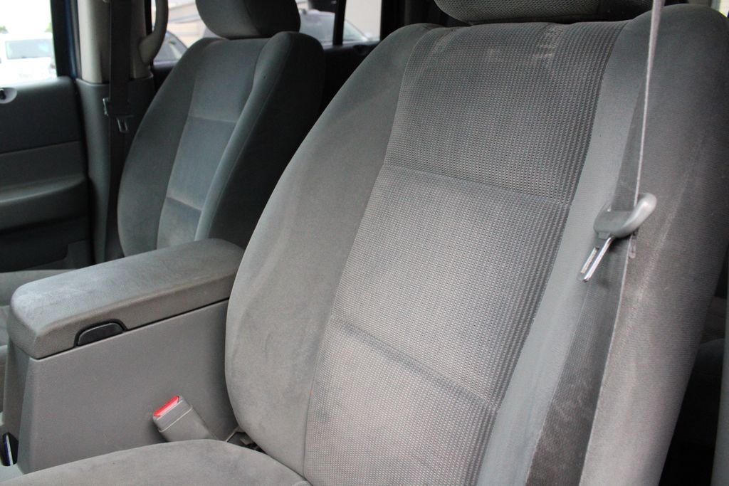 Used 2004 Blue Dodge SLT image 5