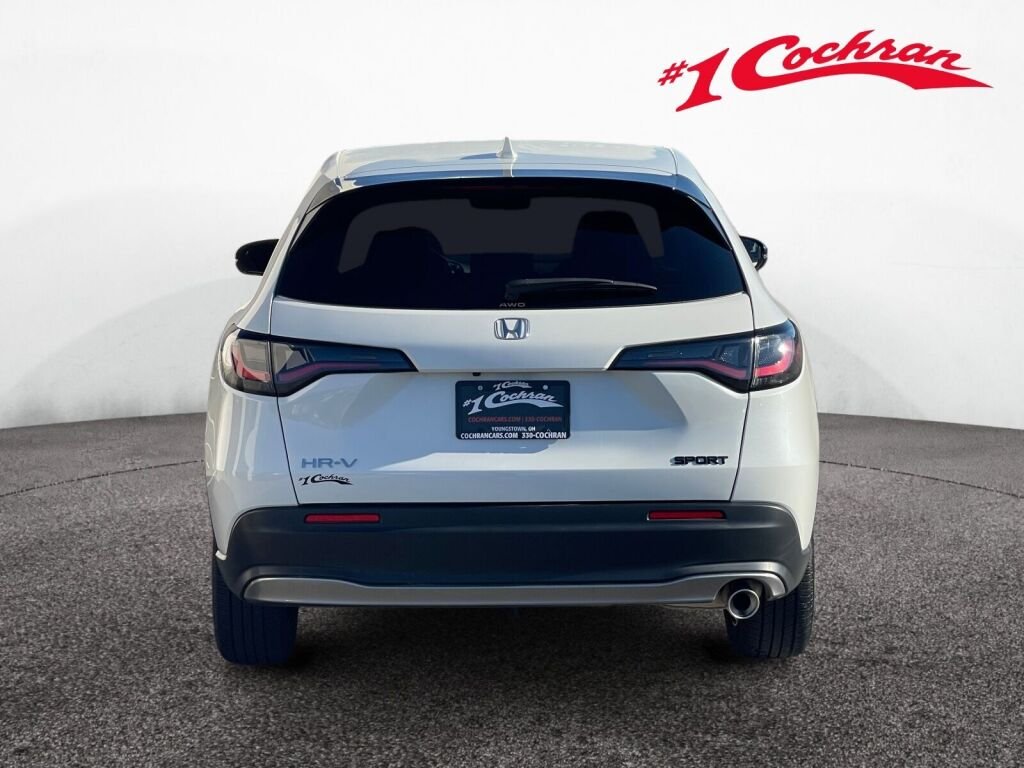 Certified Used 2024 Platinum White Pearl Honda Sport image 24