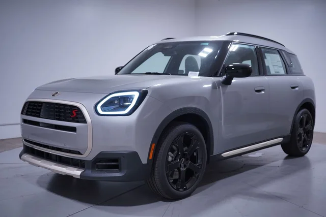 2026 MINI Countryman Signature Plus