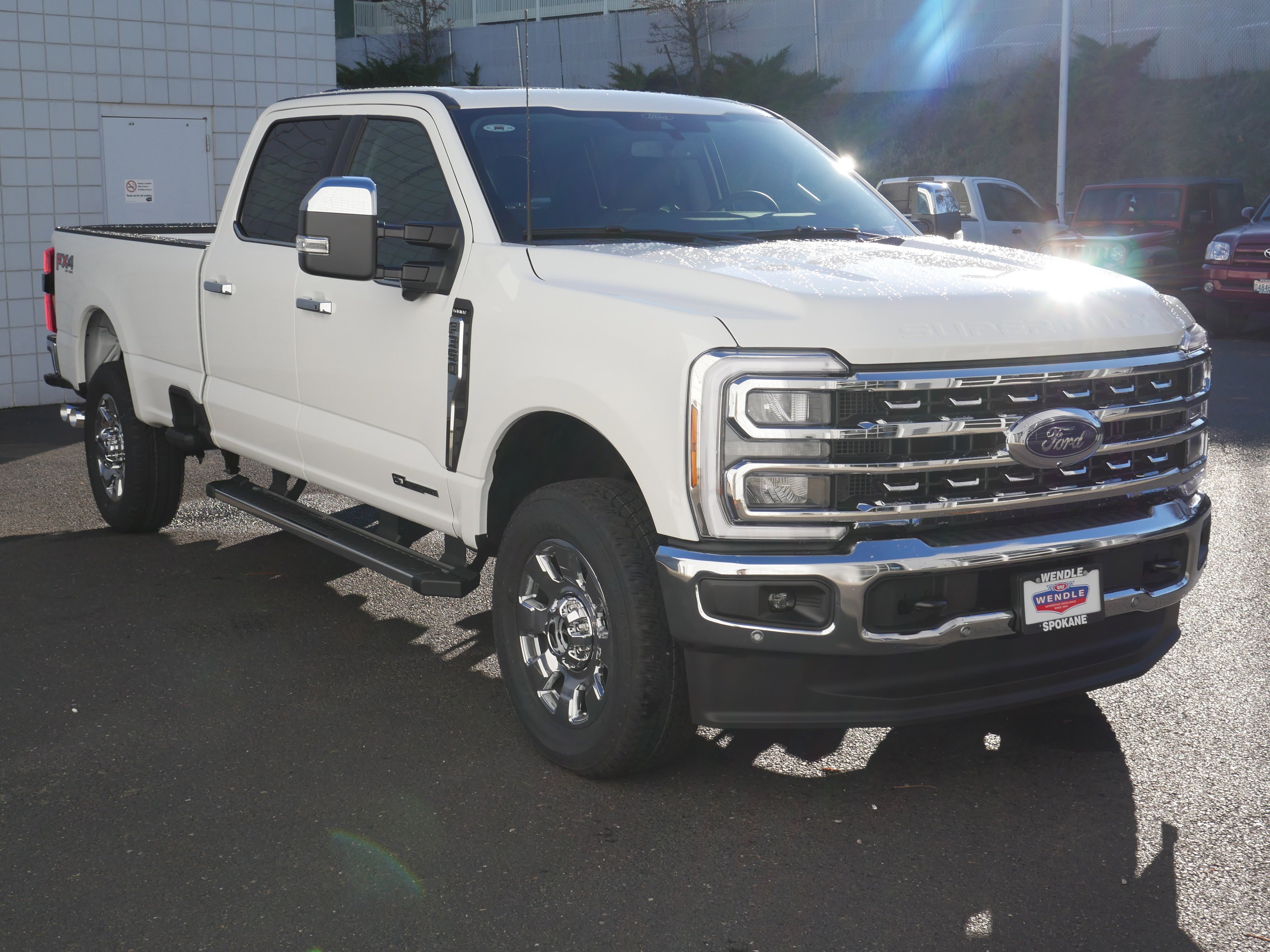 New 2026 Star White Metallic Tri-Coat Ford F-350® Lariat® image 38
