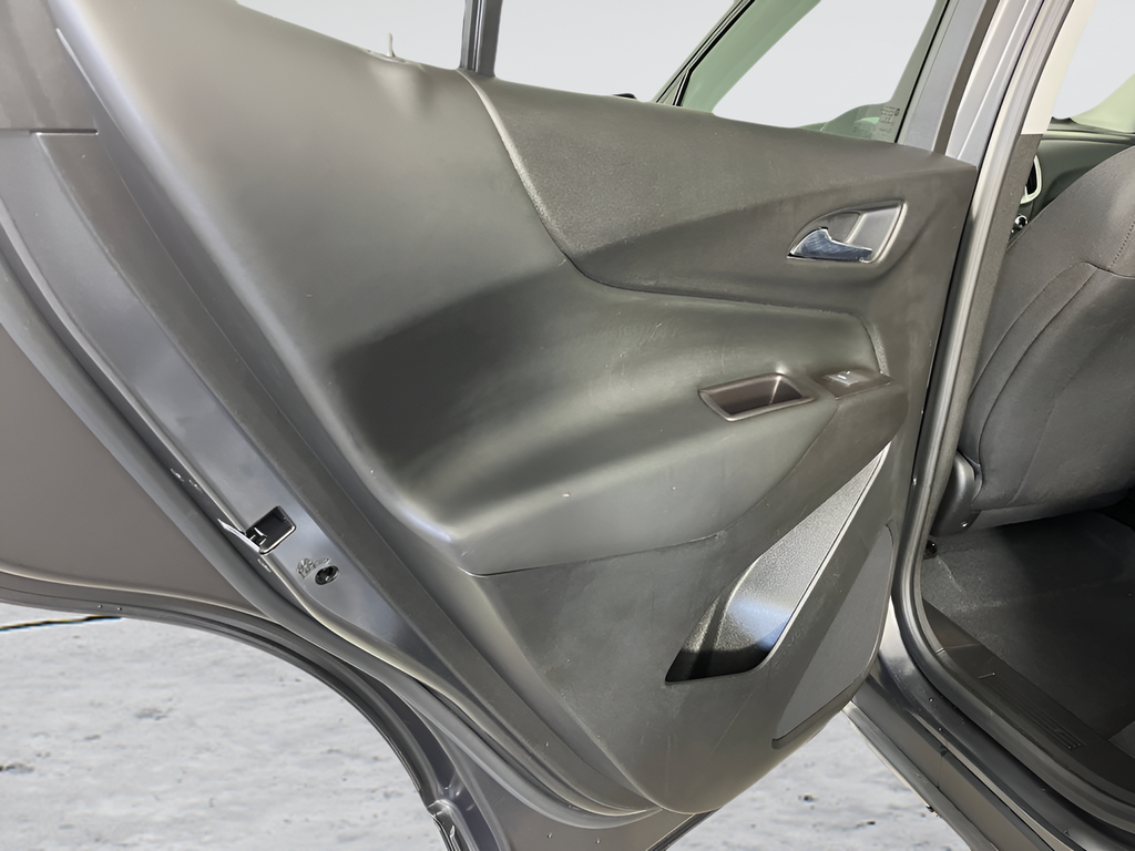 Used 2022 Gray Chevrolet LT image 11