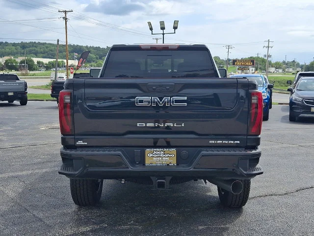 New 2026 Onyx Black GMC Denali Ultimate image 5