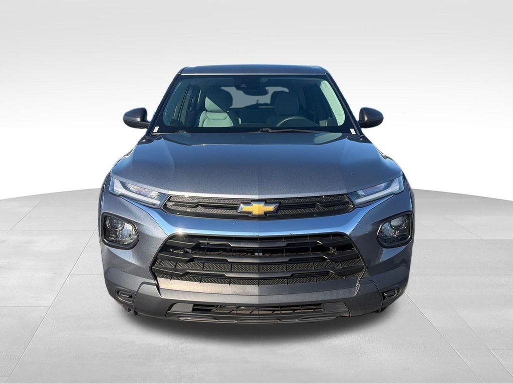 Used 2022 Gray Chevrolet LS image 9