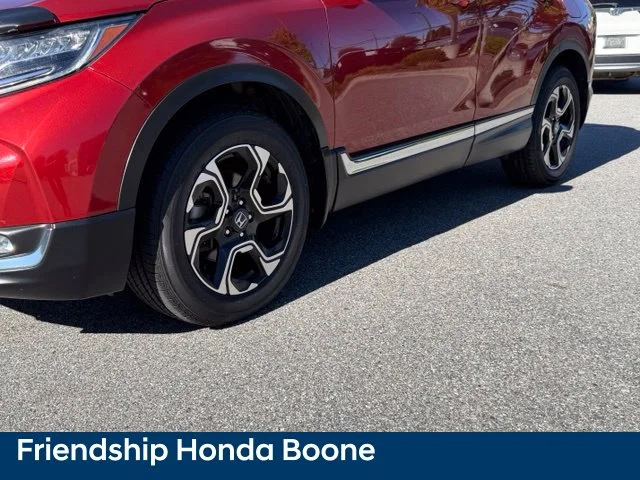 Used 2019 Red Honda Touring image 9